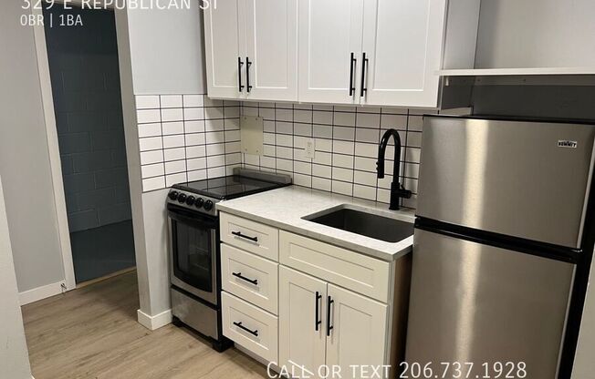 329 E REPUBLICAN ST