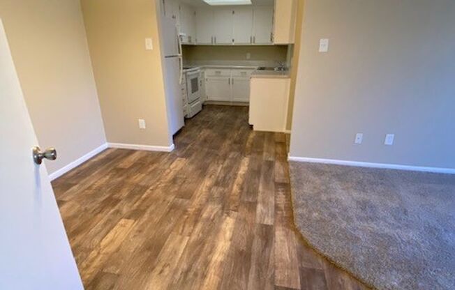 1 bed, 1 bath, 670 sqft, $1,295, Unit 244