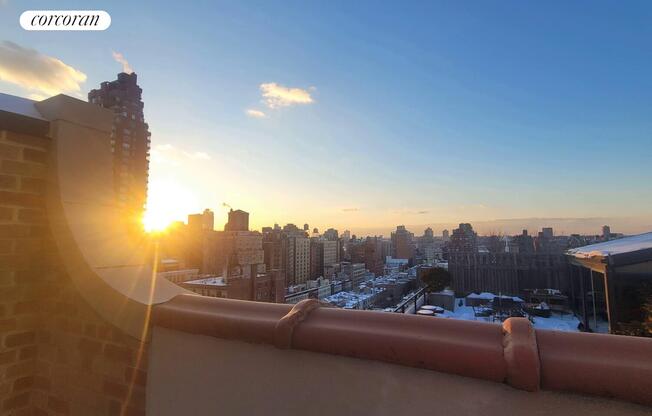 6 beds, 4.5 baths, 6,000 sqft, $55,000, Unit PHA