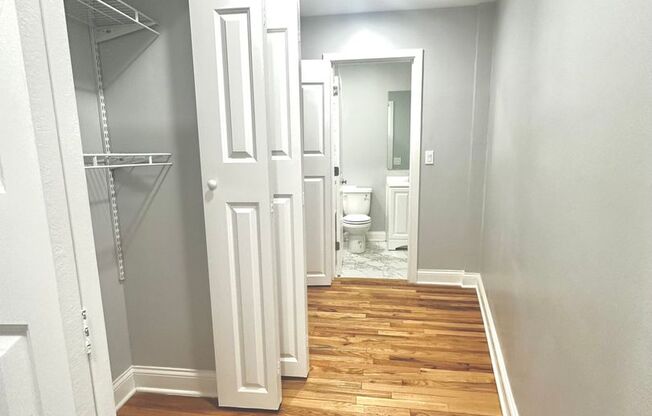 Studio, 1 bath, 400 sqft, $1,200, Unit 6954-306