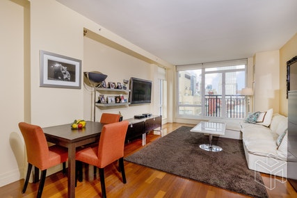 2 beds, 2.5 baths, 1,400 sqft, $11,495, Unit PH2002