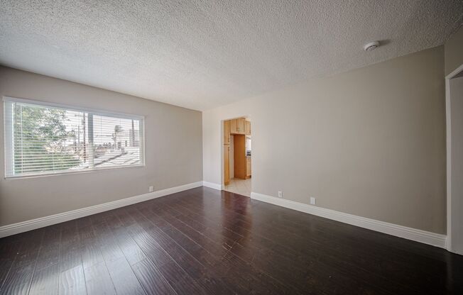 1037 E. 4th St