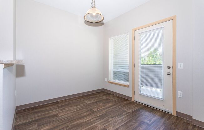 1 bed, 1 bath, 728 sqft, $1,675, Unit D304