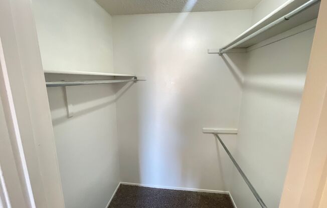 1 bed, 1 bath, 532 sqft, $740, Unit 1208