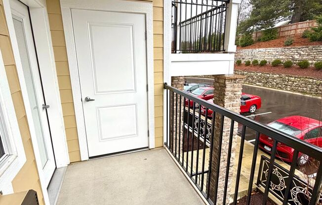 2 beds, 1 bath, $1,910, Unit F207