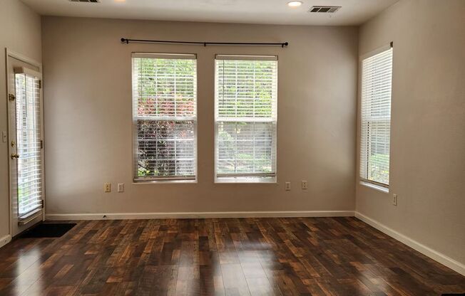 Stylish 2 Bed, 2 Bath Main-Floor Condo – Unbeatable Location Near Parker & Quincy!