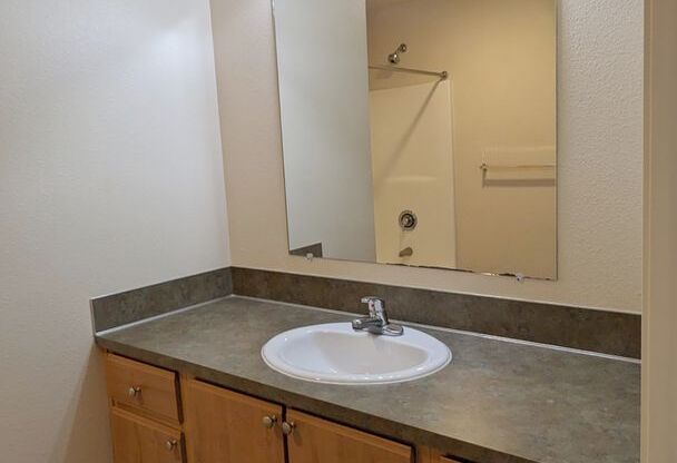 3 beds, 2 baths, 1,180 sqft, $1,625, Unit C104