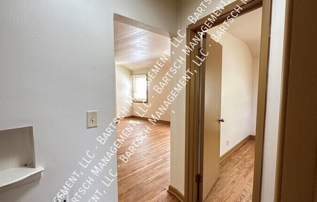 3240 S 49 ST