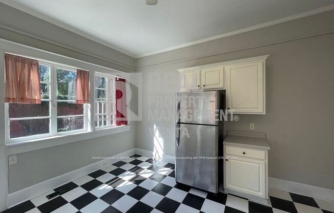 135 BUCKINGHAM PL