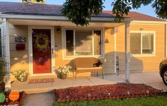 University Hills Charming Updated House 3 Bedrooms 1 Bath w/ Large Yard, Solar Panels & More