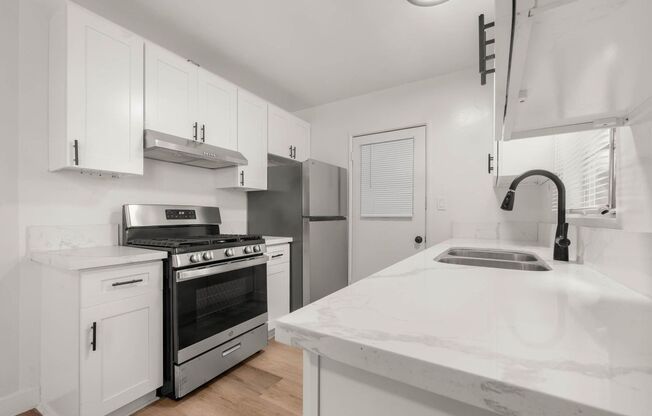 3862 S. Potomac Ave.