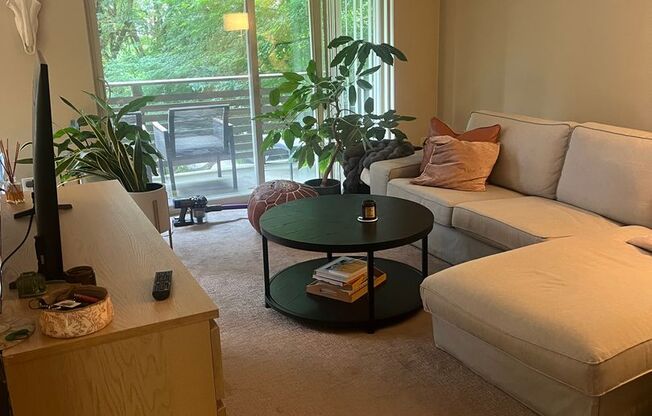 GRBR Greenbrier Apartments