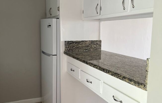 1 bed, 1 bath, 541 sqft, $1,625, Unit 1948-306