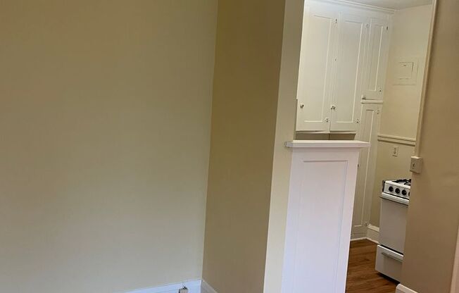 1 bed, 1 bath, 564 sqft, $1,019, Unit 211