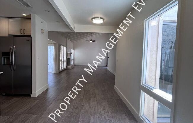 2833 N 61 ST
