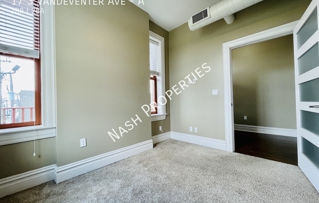 17 S VANDEVENTER AVE