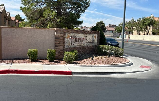 2 beds, 2 baths, $1,400