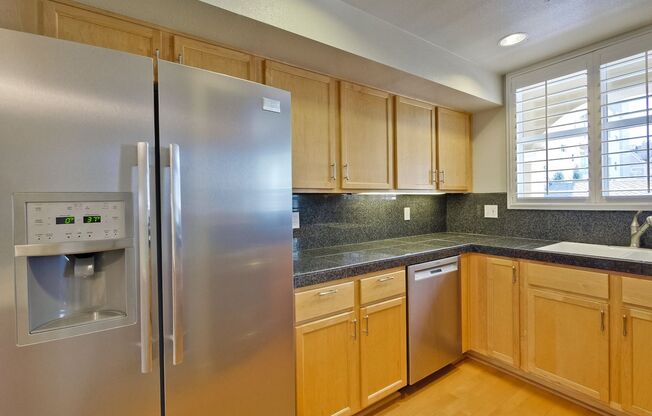 Downtown Mountain View l Stylish Home