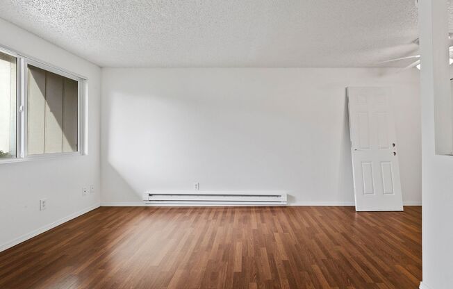 1 bed, 1 bath, 500 sqft, $1,195, Unit 43