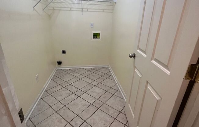 Arlington 3 bd 2 bath with all hardwood and neutral colors.  Pets are welcome, fees apply.