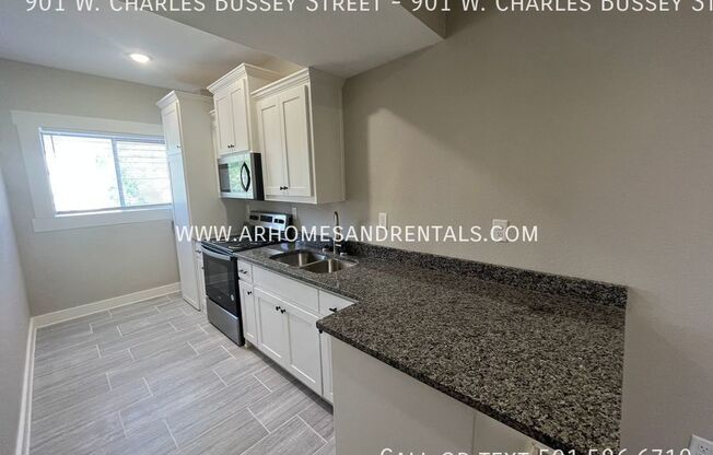 1 bed, 1 bath, 686 sqft, $895