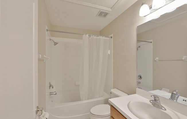 2 beds, 2.5 baths, $1,950