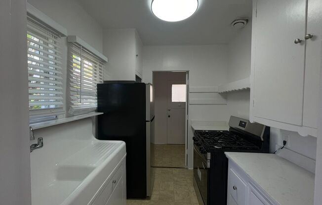 303 - 321 Olive Street San Diego, CA 92103