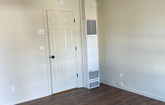 1 bed, 1 bath, 650 sqft, $1,150, Unit 03