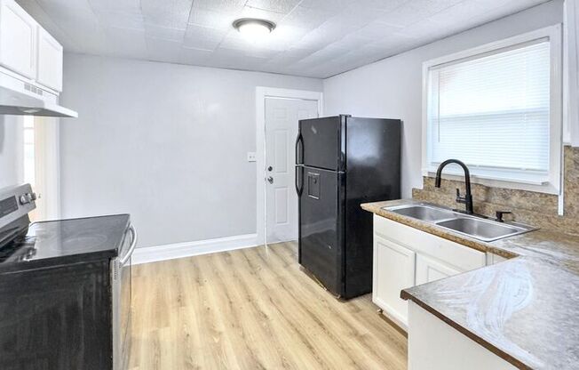 818 NORWOOD