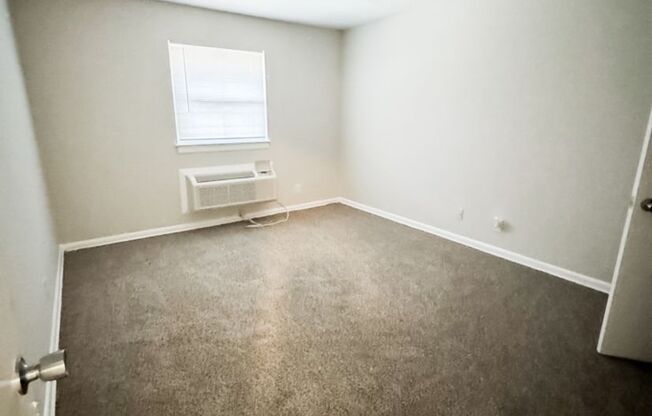 1 bed, 1 bath, 672 sqft, $1,175, Unit 2010-01