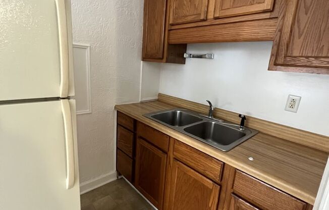 1 bed, 1 bath, 600 sqft, $600, Unit Unit 3