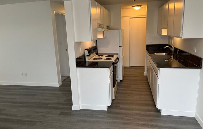 Renovated apartments - Crown Hill