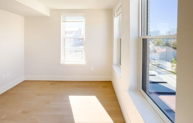 1 bed, 1 bath, $3,800, Unit 428