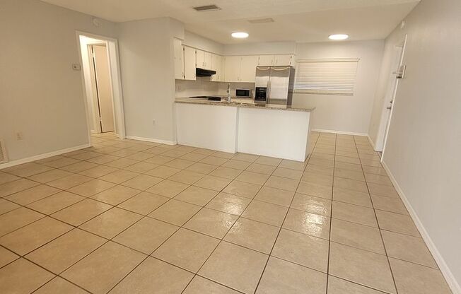 Cozy remodeled 2 bed 2bath in Winter Park