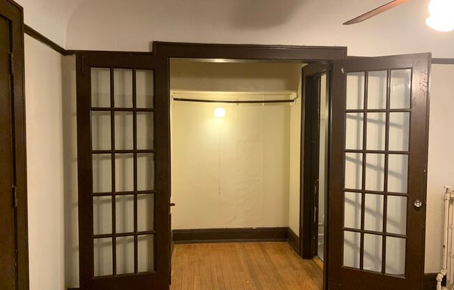 Studio, 1 bath, $775, Unit 205