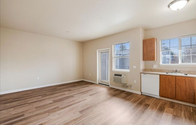 1 bed, 1 bath, 725 sqft, $1,250, Unit 1134-202