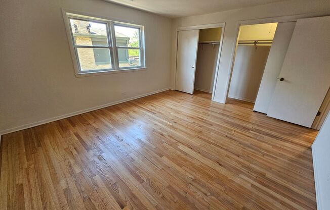 3 beds, 2 baths, 1,600 sqft, $3,195, Unit 402