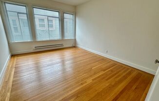 Studio, 1 bath, $2,350, Unit Unit 206