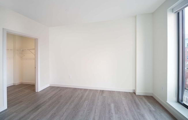 2 beds, 2 baths, 926 sqft, $5,310, Unit 1026