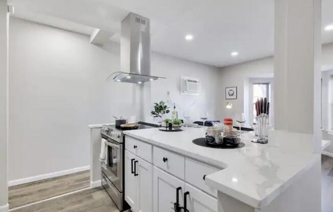 202 N 6 ST