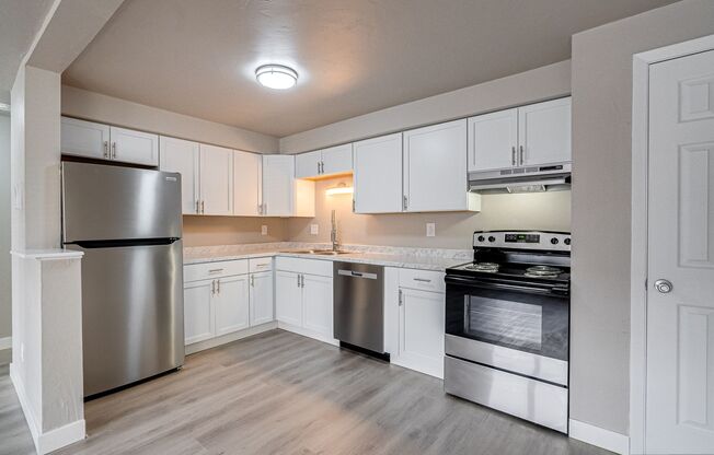1 bed, 1 bath, 582 sqft, $999, Unit 1032-01