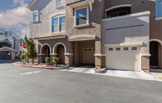 2 beds, 2 baths, $1,750