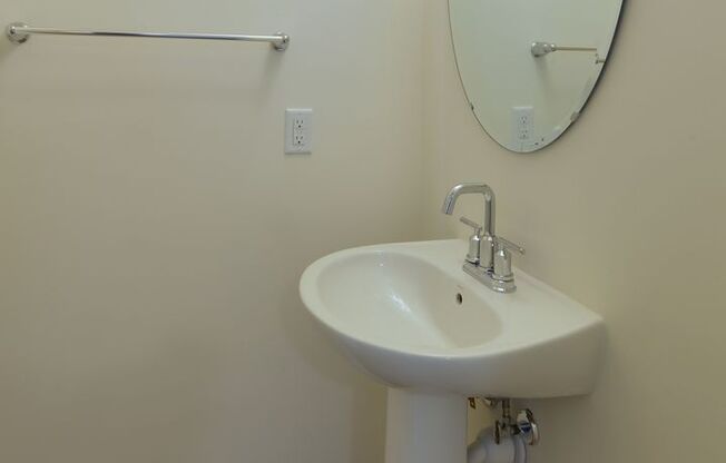 2 beds, 2 baths, $1,785