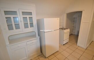 1 bed, 1 bath, $850, Unit 3