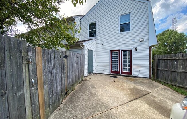 5601 GATES LNDG RD