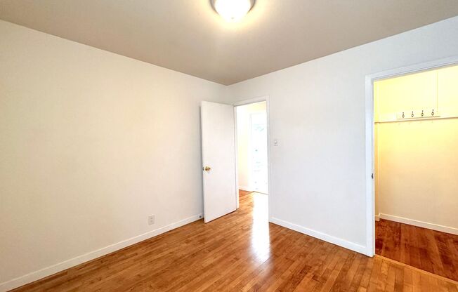 1 bed, 1 bath, $2,995, Unit 376 San Jose Ave.