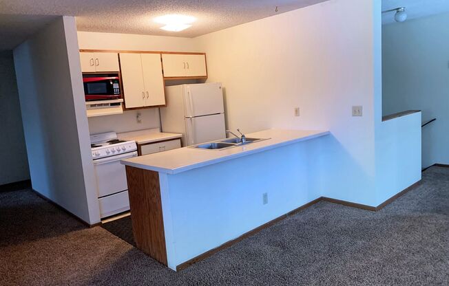 4 beds, 1 bath, 1,200 sqft, $1,675, Unit 1811-23