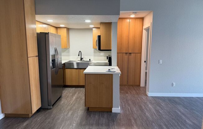 2 beds, 2 baths, 910 sqft, $2,750, Unit 1H