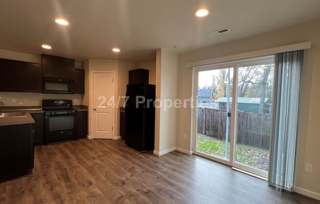 2 beds, 2 baths, $1,995