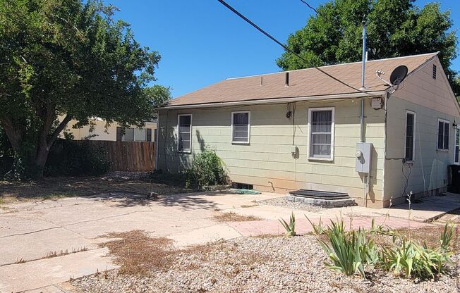 3 beds, 1 bath, $1,495